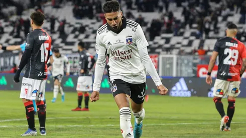 ¿Lucero continuará en Colo Colo? Stöhwing da punto clave para que el goleador siga.