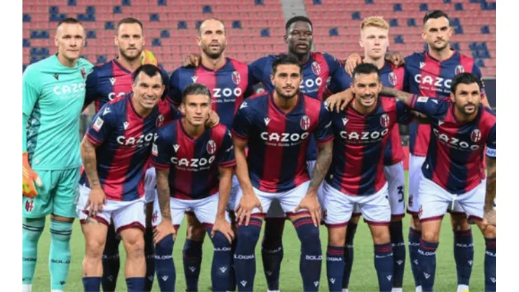 Gary Medel fue titular en el triunfo del Bologna