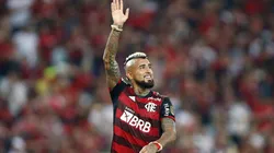 ¡A conquistar América! Vidal con Flamengo derrotan a Corinthians y avanzan a semifinales.