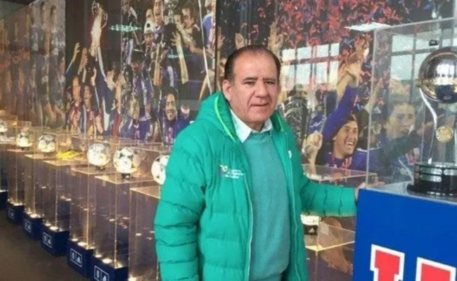 César Vaccia no confía en la IA. El histórico DT de Universidad de Chile apeló a los sentimientos.