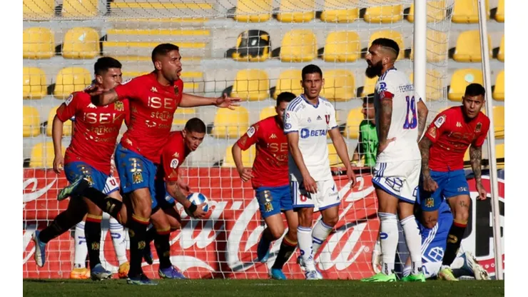 Sufre Diego López; En todos sus partidos dirigiendo a la U le han anotado goles