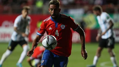 Isla comparó a Holan con dos técnicos de La Roja.