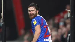 Técnico de Ben Brereton respetará decisión del delantero si es que se va del Blackburn Rovers