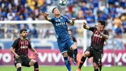 Luis González y Esteban Pavez coincidieron en Atlético Paranaense.