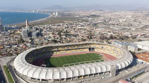 Universidad Católica quiere llevar el partido al Estadio Francisco Sánchez Rumoroso.