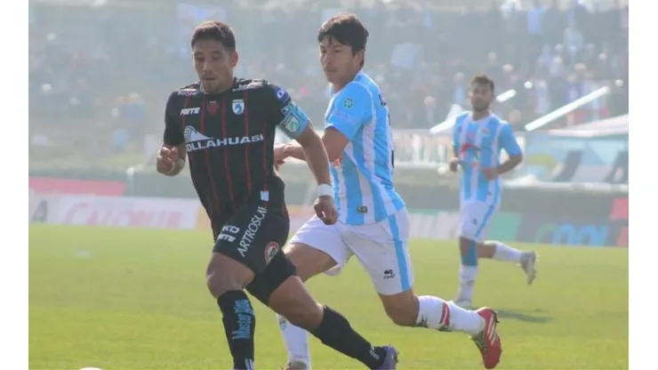 Magallanes vence en la agonía a Iquique