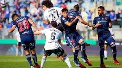 Universidad de Chile y Colo Colo se enfrentan en el Superclásico del fútbol chileno en el Fiscal de Talca.
