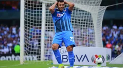 Cruz Azul quiere hundir a Morales y se interesan en un español para la delantera.