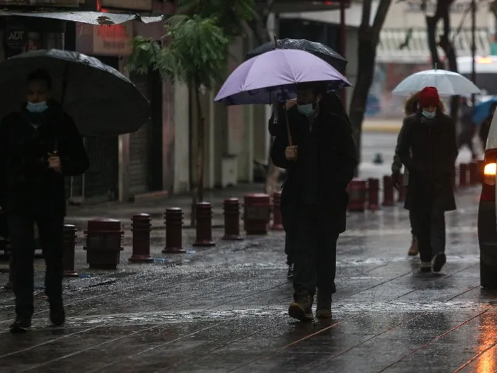 ¿Cuál es el pronóstico del tiempo en Santiago? ¿Lloverá?