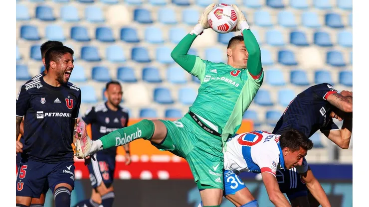Cristián Mora apunta a Cristóbal Campos como el que debe tirar el tren en la U