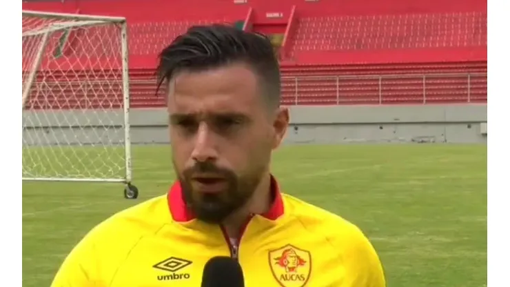 Galíndez lo pasa mal en Ecuador.