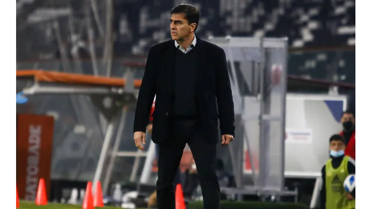 Quinteros aún no quiere pensar en el Superclásico.