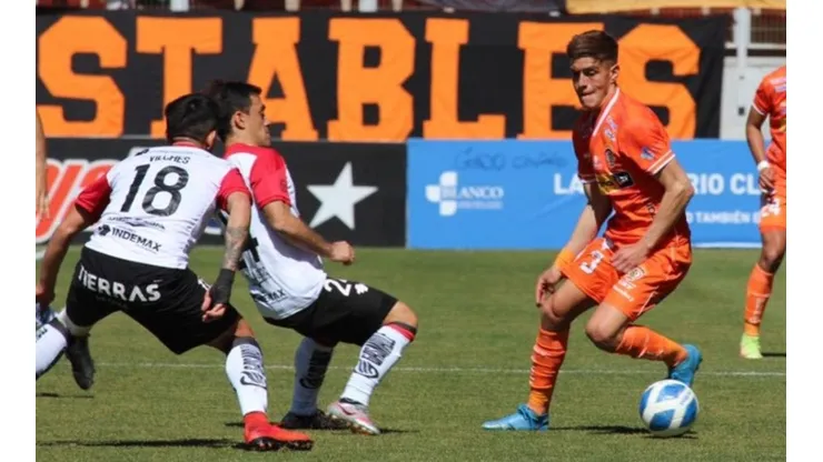 Los loínos vencieron a Rangers y se consolidan en la tabla