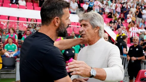 Van Nistelrooy se reencuentra con Pellegrini quien lo inspiró como DT.