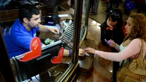 Revisa las ofertas laborales disponibles para cajero.