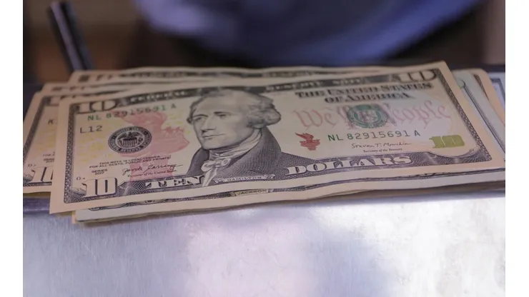 Revisa el precio del dólar este sábado 23 de julio.