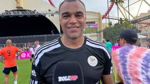 Denilson está feliz con la llegada de Arturo Vidal al Flamengo