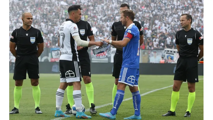 El partido entre Colo Colo y la U todavía no tiene sede.