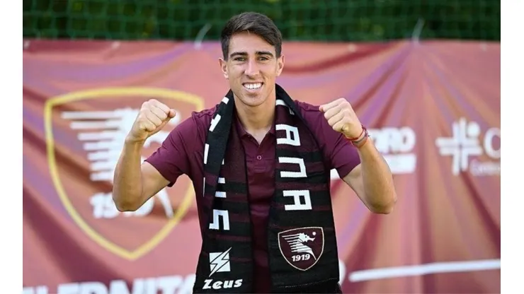 Diego Valencia fue presentado en Italia