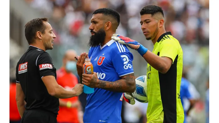 La U no encuentra recinto para hacer de local ante Colo Colo.