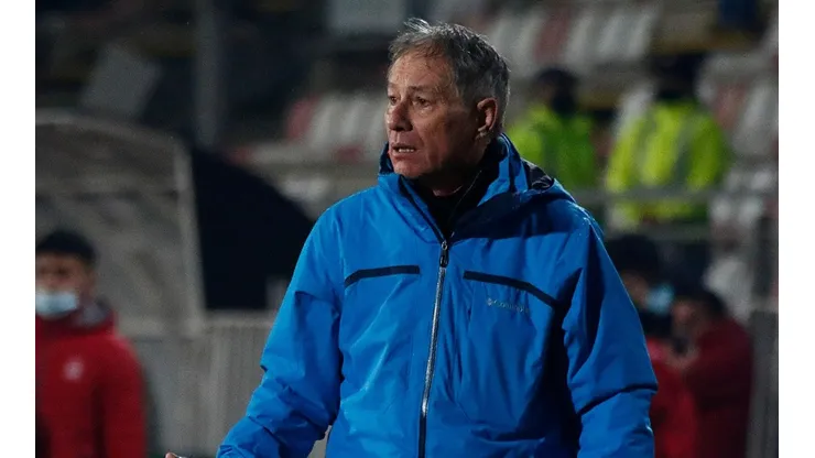 El técnico de Universidad Católica fue claro tras el objetivo al título