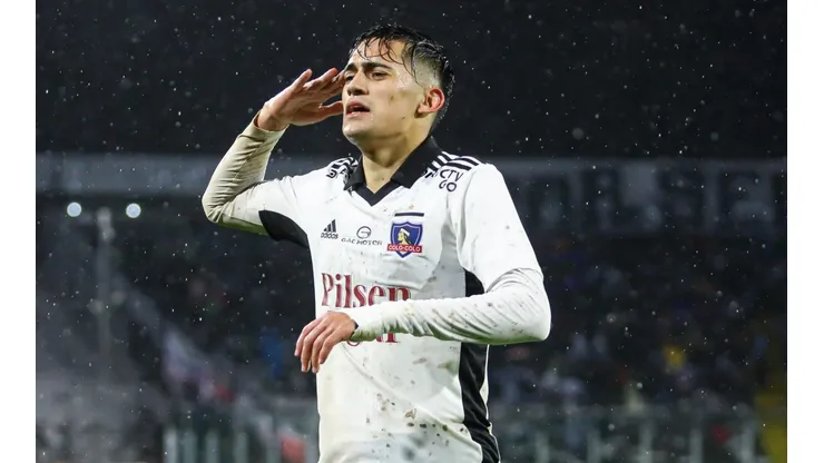 Solari deja Colo Colo.