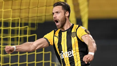 El defensor espera ansioso poder vestir la camiseta cruzada