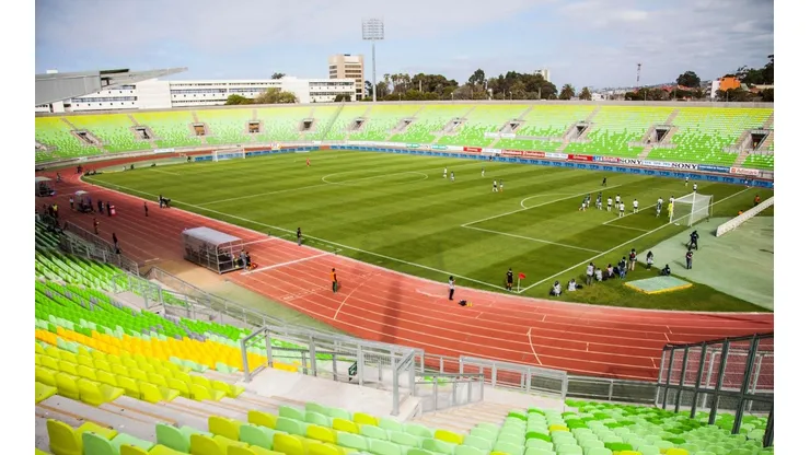 La U inició gestiones para asegurar el Estadio Elías Figueroa.