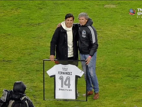 Colo Colo homenajea a Fernández en medio de la goleada a La Serena
