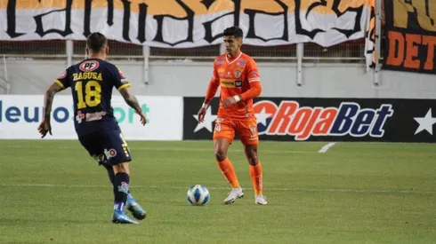 Cobreloa consigue ajustado triunfo para seguir a la caza de Magallanes.