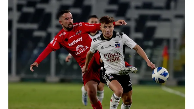 Colo Colo y Ñublense son reconocidos en el extranjero.