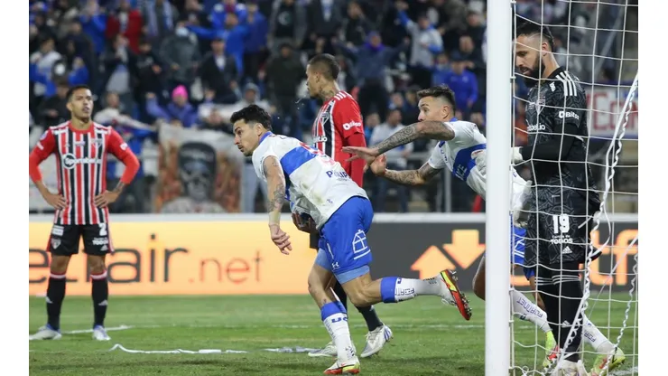 Universidad Católica necesita un triunfo en Brasil.