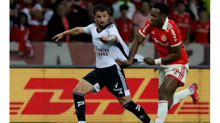 Moisés festinó con la derrota alba y se burló del Cacique.
