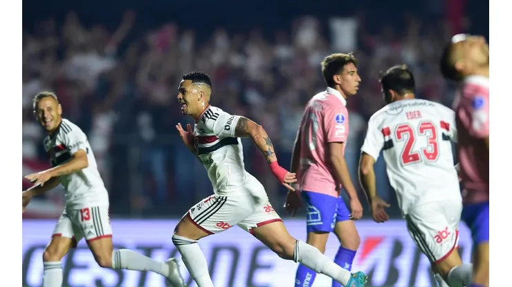 Universidad Católica cae goleada en Brasil por 4-1