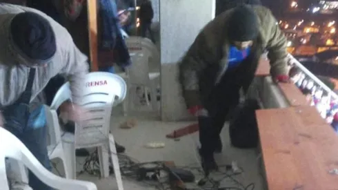 Hinchas de Unión de Santa Fe agredieron a la prensa uruguaya.