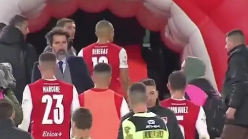 Benegas se increpó con los hinchas del Rojo en la dura derrota en la Superliga.