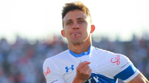 El volante de despide de la UC y parte a Perú