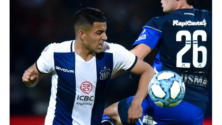 Colo Colo acelera tratativas para quedarse con Méndez.
