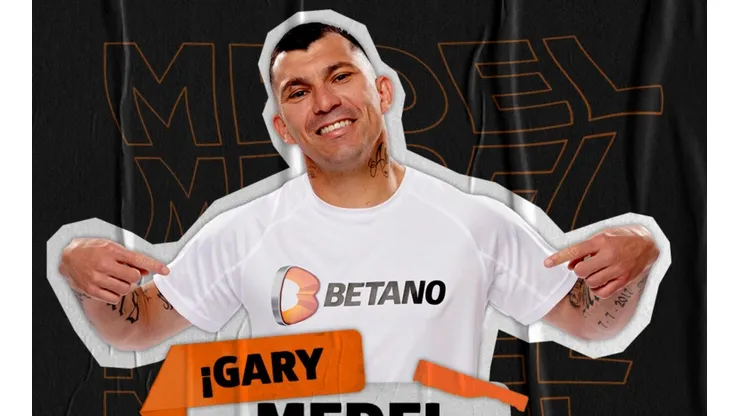 El nuevo equipo de Gary Medel junto a Eduardo Vargas.
