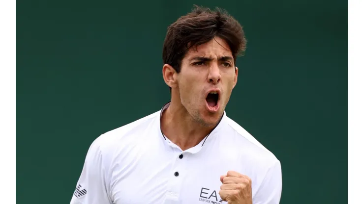 Garin sigue en modo dios en la catedral del tenis.