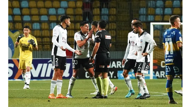 Esteban Pavez fue expulsado en Colo Colo