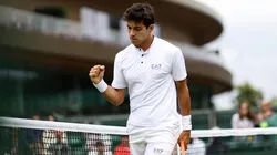 Garin avanza a tranco firme en Wimbledon.