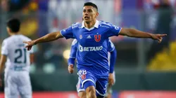 Poblete celebrando su anotación ante General Velásquez.