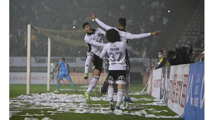 Colo Colo recibe a Inter de Porto Alegre en la ida de la llave de octavos de final de la Copa Sudamericana 2022.