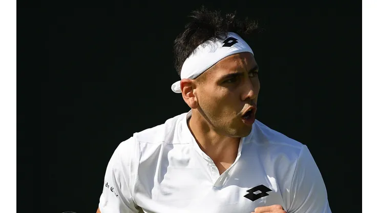 Tabilo sigue a paso firme en Wimbledon.