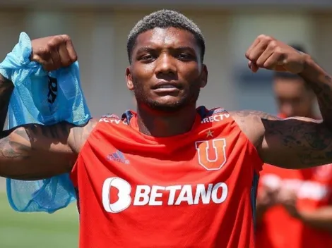 El gran presente de Fernandes en la U: Anota goles, lo alaban y comparte con Sánchez