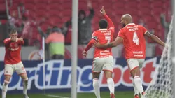 Internacional goleó en casa a Coritiba