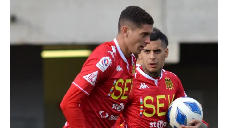 Unión Española vence al humilde Ovalle y se instala en 8vos de final.