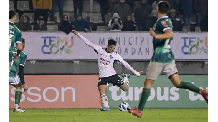 Solari desmiente estar amurrado y muestra felicidad de seguir en Colo Colo.