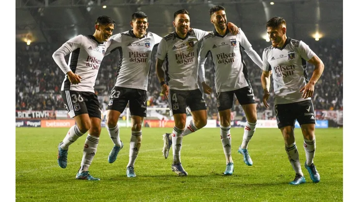 Colo Colo le pasa por encima a Temuco y se clasifica a 8vos de final.